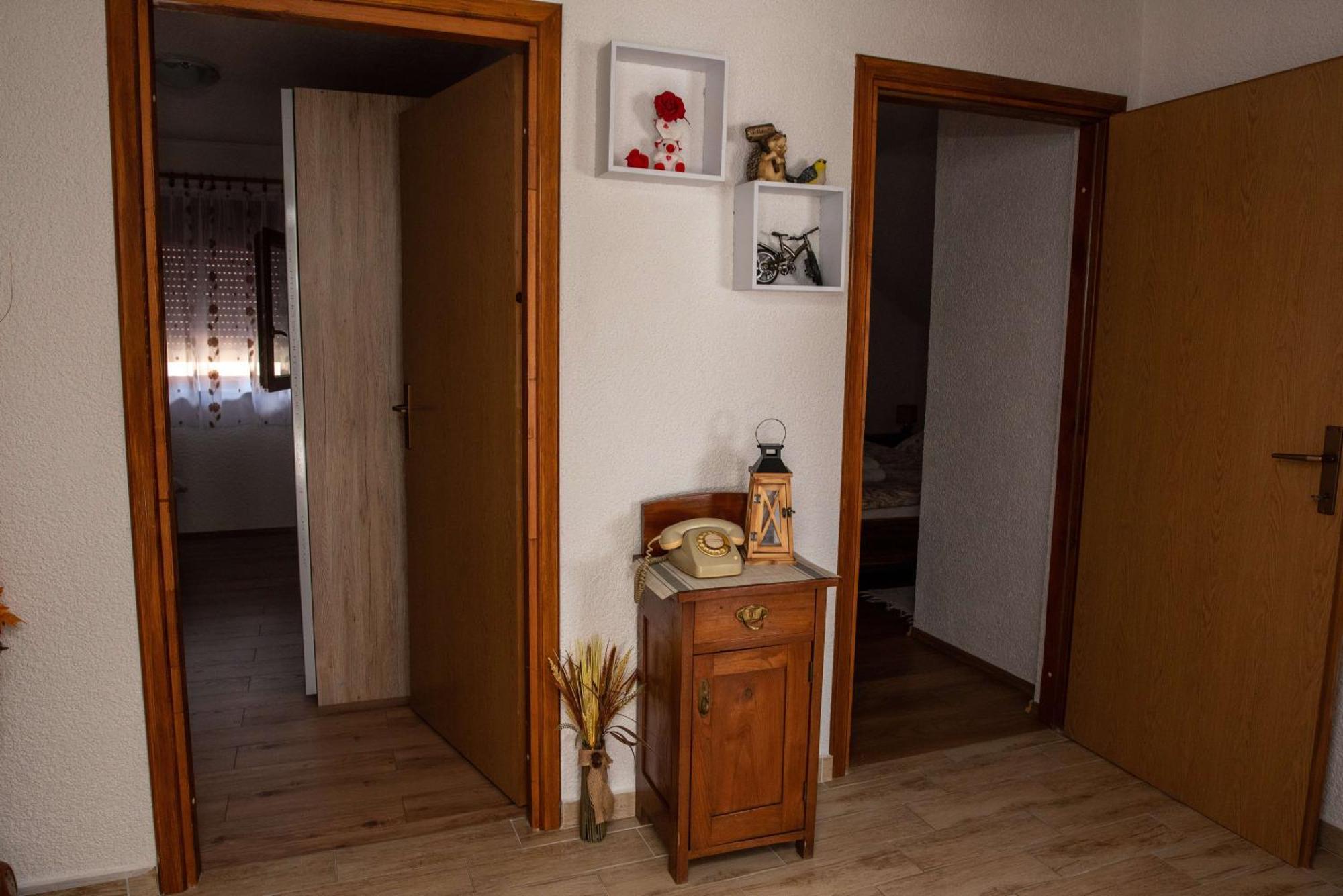 Gospić Kuca Za Odmor Bokiヴィラ エクステリア 写真